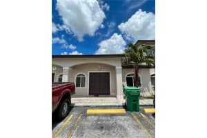 18855 NW 85th Ave, Hialeah, FL 33015, Sold 04/12/22
