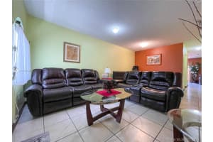 18855 NW 85th Ave, Hialeah, FL 33015, Sold 04/12/22