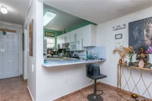 8025 NW 8th St, Miami, FL 33126, Sold 11/15/21