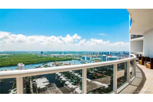 15901 Collins Ave, Sunny Isles Beach, FL 33160, Sold 08/27/21