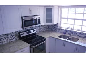 5262 SW 153rd Ct, Miami, FL 33185, Sold 11/05/21