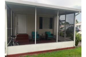 450 SW 133rd Terrace, Davie, FL 33325, Sold 08/16/21