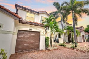9740 Darlington Pl, Cooper City, FL 33328, Sold 09/07/21