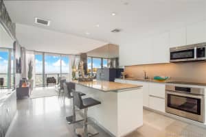 88 SW 7th St, Miami, FL 33130, Sold 12/15/21