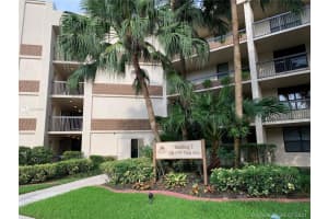 100 NW 76th Ave, Plantation, FL 33324, Sold 11/24/21