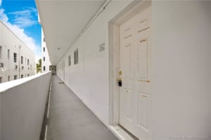 325 Ocean Dr, Miami Beach, FL 33139, Sold 09/24/21