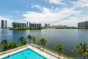 3250 NE 188th St, Aventura, FL 33180, Sold 10/14/21