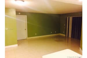 935 NE 199th St, Miami, FL 33179, Sold 09/27/21