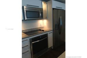 185 SW 7th St 12th floor, Miami, FL 33130, Sold 10/22/21