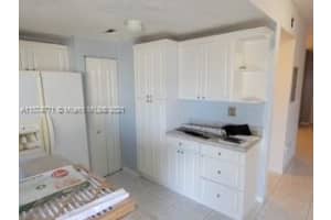 5215 NW 112th Ave, Doral, FL 33178, Sold 12/10/21