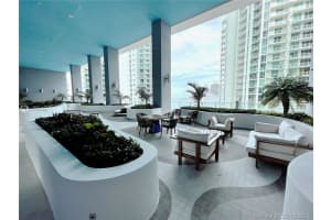 3301, 1300 Brickell Bay Dr #3505, Miami, FL 33131, Sold 01/12/22