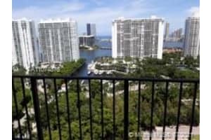 18181 NE 31st Ct, Aventura, FL 33160, Sold 09/17/21