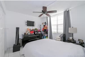 9310 Fontainebleau Blvd, Miami, FL 33172, Sold 09/22/21