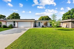 7102 NW 67th St, Tamarac, FL 33321, Sold 08/31/21