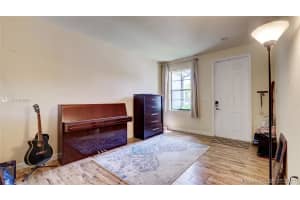 8922 W 34th Ct, Hialeah, FL 33018, Sold 10/15/21