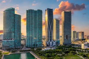 1000 Biscayne Blvd, Miami, FL 33132, Sold 12/27/21