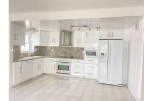 1801 S Ocean Dr, Hollywood, FL 33019, Sold 12/03/21