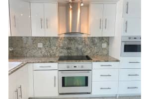 1801 S Ocean Dr, Hollywood, FL 33019, Sold 12/03/21
