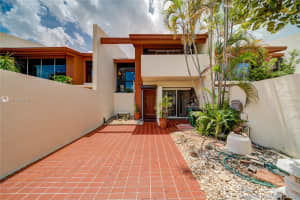 7640 SW 103rd Pl, Miami, FL 33173, Sold 09/30/21