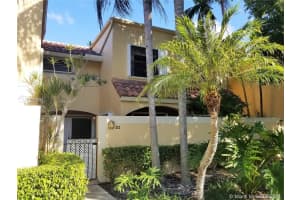 20900 Leeward Ct, Miami, FL 33180, Sold 09/14/21