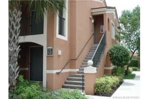7910 N Nob Hill Rd, Tamarac, FL 33321, Sold 09/30/21