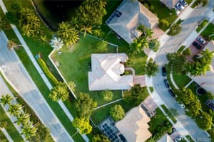 13704 NW 15th St, Pembroke Pines, FL 33028, Sold 11/08/21