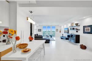 1 Las Olas Cir, Fort Lauderdale, FL 33316, Sold 08/31/21