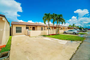 5554 NW 194th Ln, Miami Gardens, FL 33055, Sold 09/09/21