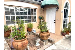 6884 NW 166th Terrace, Hialeah, FL 33014, Sold 10/07/21