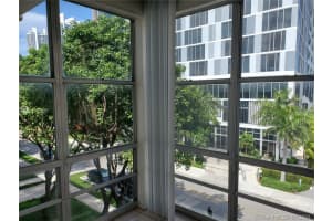 17620 Atlantic Blvd, Sunny Isles Beach, FL 33160, Sold 03/11/22