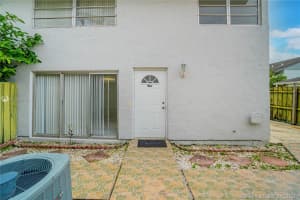 8470 SW 156th Ct, Miami, FL 33193, Sold 08/31/21