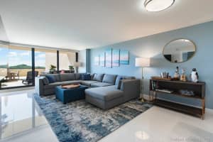 2555 Collins Ave, Miami, FL 33140, Sold 06/27/22