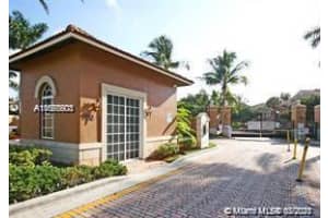 8000 N Nob Hill Rd, Tamarac, FL 33321, Sold 09/03/21