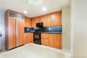 9559 Collins Ave, Surfside, FL 33154, Sold 04/05/22