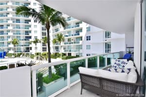 7900 Harbor Island Dr, North Bay Village, FL 33141, Sold 09/17/21