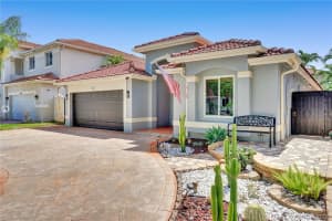 5465 SW 164th Pl, Miami, FL 33185, Sold 08/20/21
