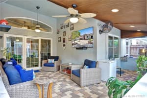 5465 SW 164th Pl, Miami, FL 33185, Sold 08/20/21