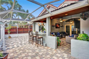 5465 SW 164th Pl, Miami, FL 33185, Sold 08/20/21