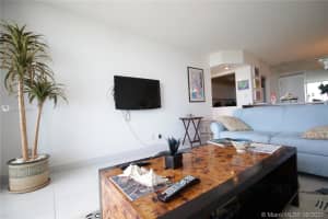 20225 NE 34th Ct, Miami, FL 33180, Sold 11/19/21