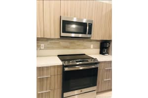 7855 NW 104th Ave, Doral, FL 33178, Sold 09/23/21
