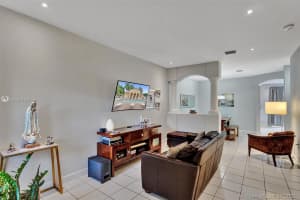 14946 SW 9th Ln, Miami, FL 33194, Sold 08/31/21