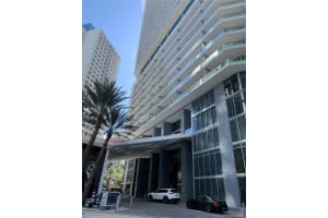 3301, 1300 Brickell Bay Dr #3505, Miami, FL 33131, Sold 12/13/21