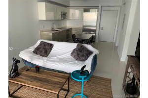 3301, 1300 Brickell Bay Dr #3505, Miami, FL 33131, Sold 12/13/21