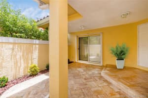 10405 NW 43rd Terrace, Doral, FL 33178, Sold 10/01/21