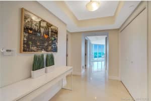 9401 Collins Ave, Surfside, FL 33154, Sold 10/04/21