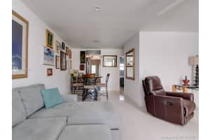 1504 S Surf Rd, Hollywood, FL 33019, Sold 09/09/21