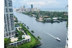20515 E Country Club Dr PH 41, Aventura, FL 33180, Sold 04/28/22
