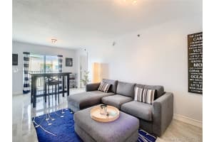 2475 NW 16th St Rd, Miami, FL 33125, Sold 09/17/21