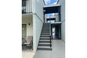 7010 NW 179th St, Hialeah, FL 33015, Sold 09/16/21