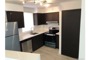 6195 NW 186th St, Hialeah, FL 33015, Sold 09/23/21